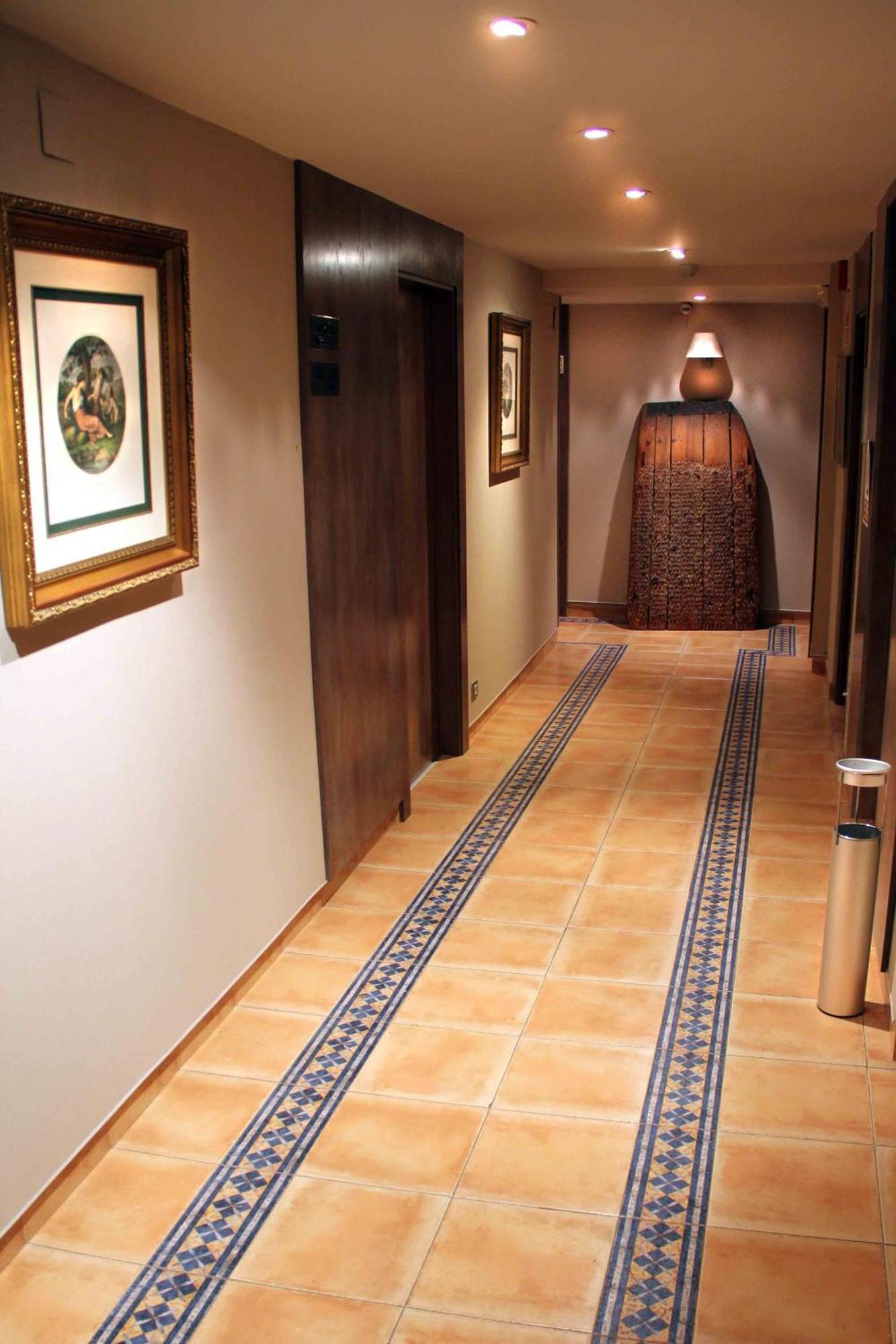 ארנדו Hotel Virrey מראה חיצוני תמונה