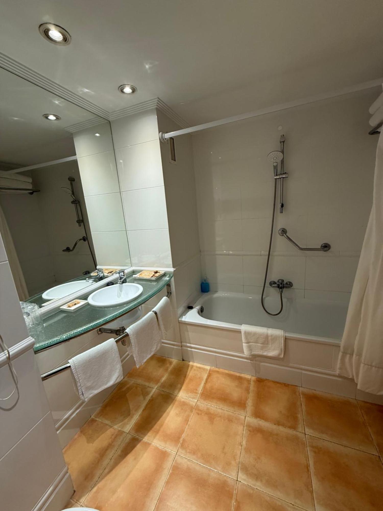 ארנדו Hotel Virrey מראה חיצוני תמונה
