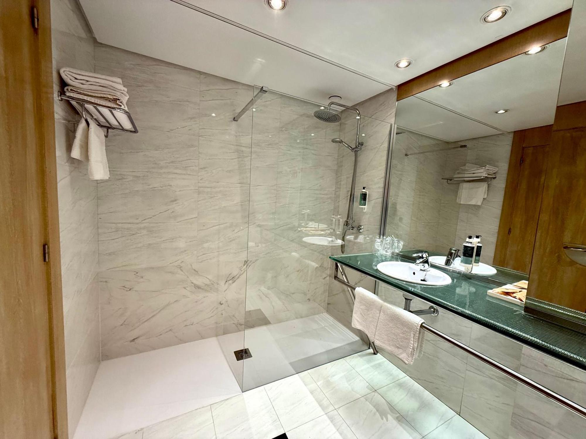 ארנדו Hotel Virrey מראה חיצוני תמונה