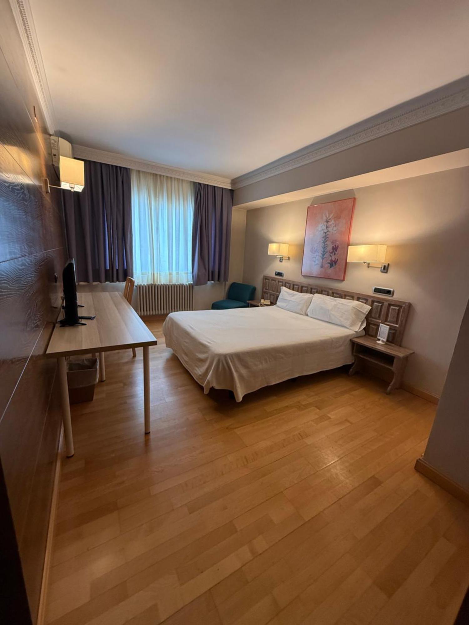 ארנדו Hotel Virrey מראה חיצוני תמונה