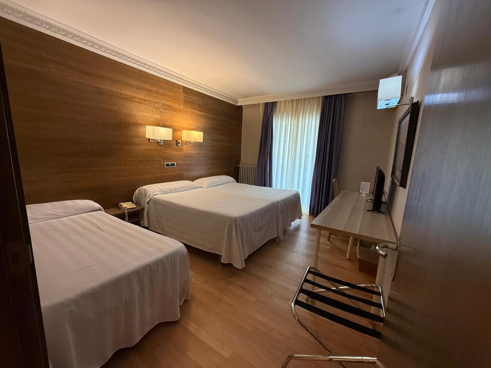 ארנדו Hotel Virrey מראה חיצוני תמונה