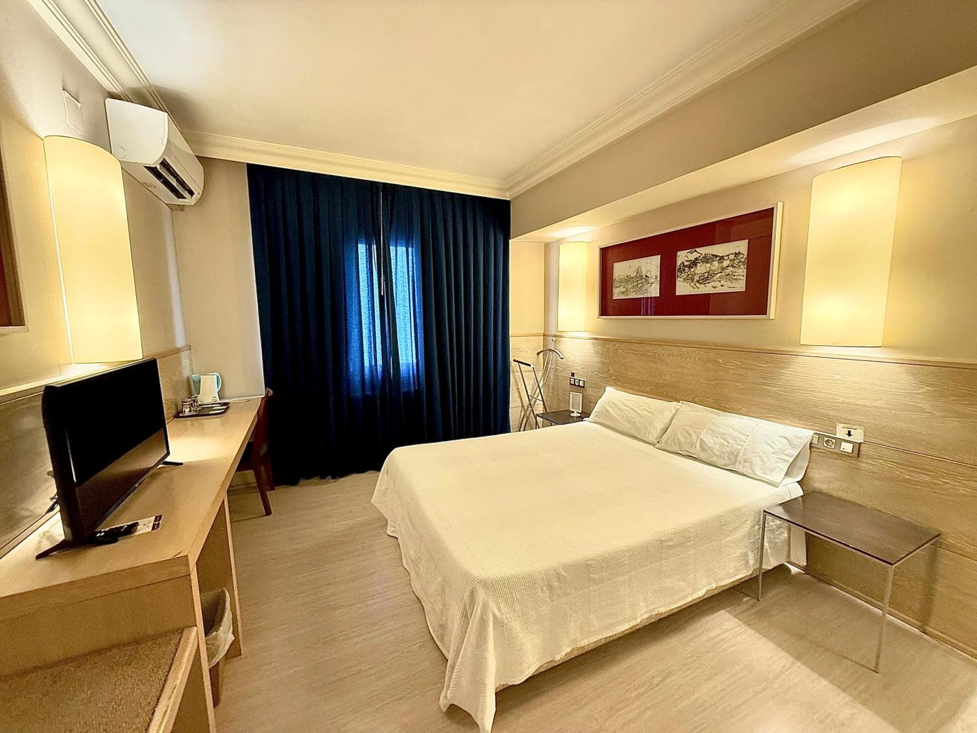 ארנדו Hotel Virrey מראה חיצוני תמונה